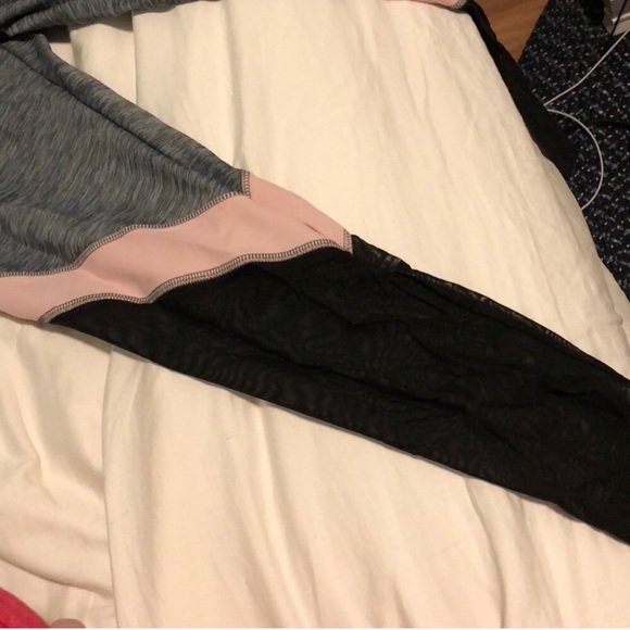 PINK Ultimate Leggings - Picture 3 of 4